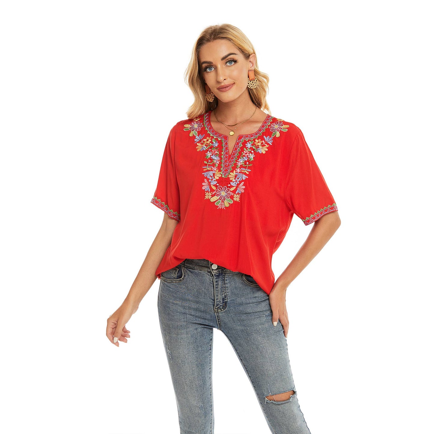 Embroidered loose V-neck short-sleeved shirt