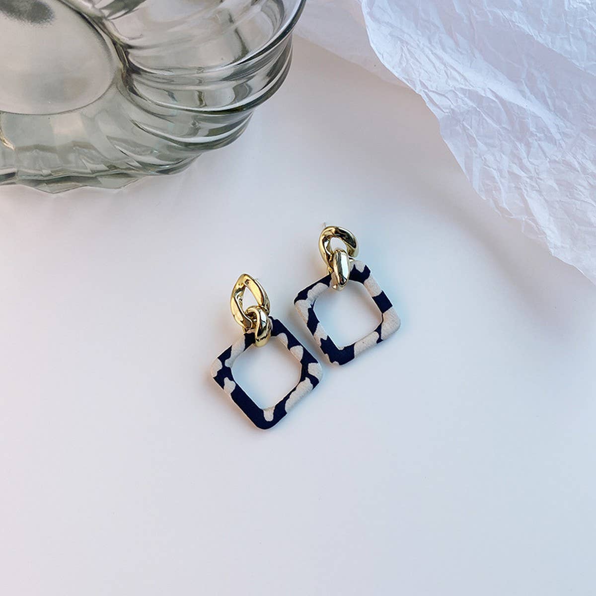 HONG KONG STYLE RETRO GEOMETRIC SQUARE EARRINGS_CWAJE2191