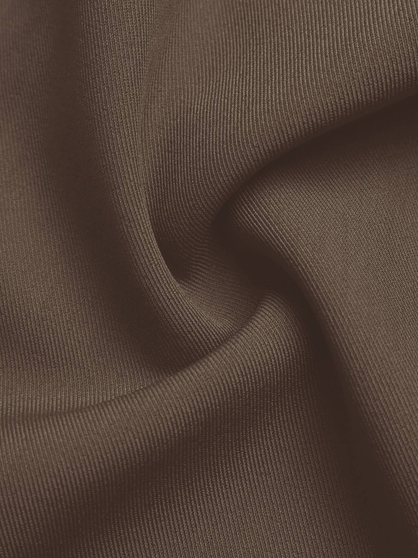 Stretched-waist drawstring straight-leg trousers