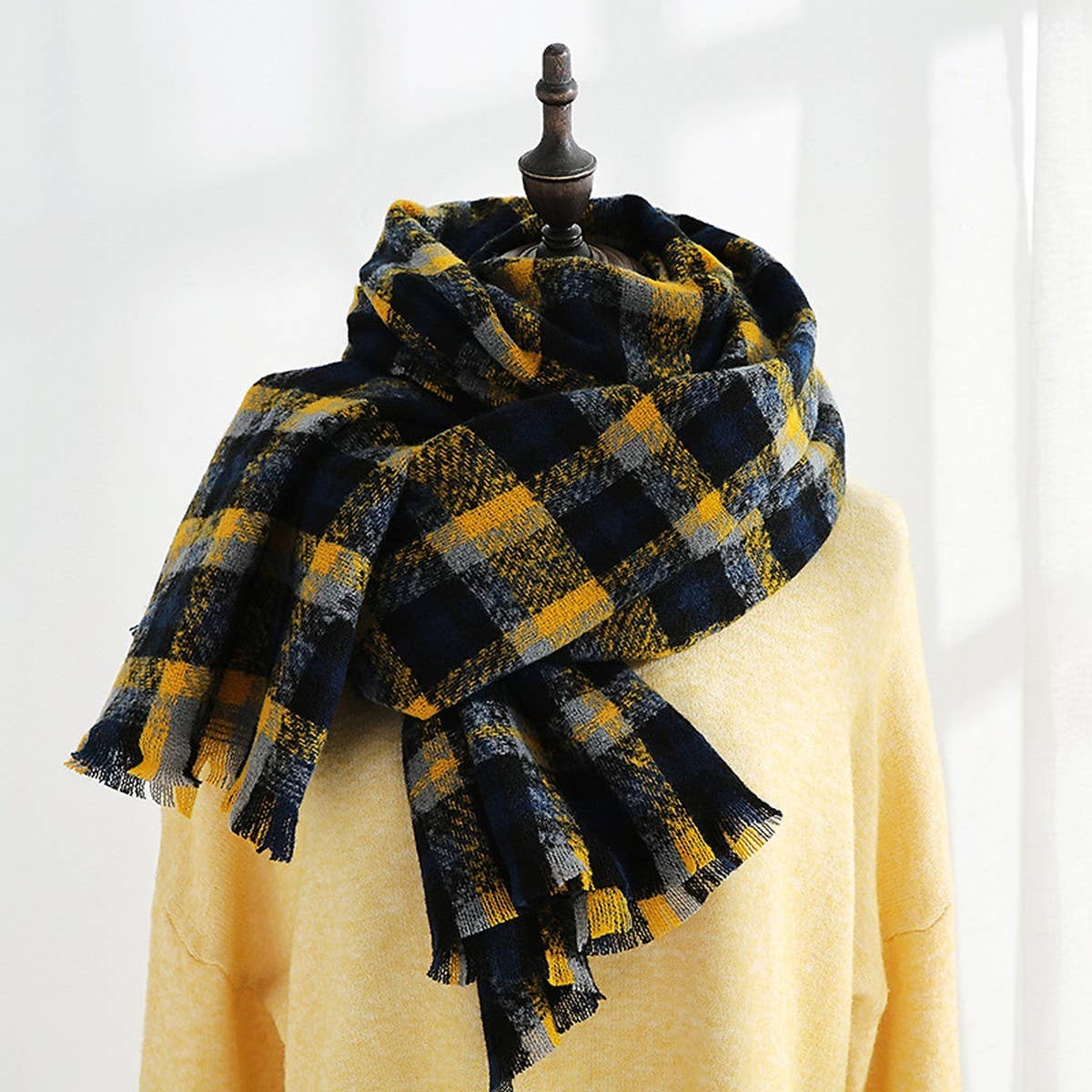 SWEET AND FASHIONABLE PLAID SCARF FOR WOMEN