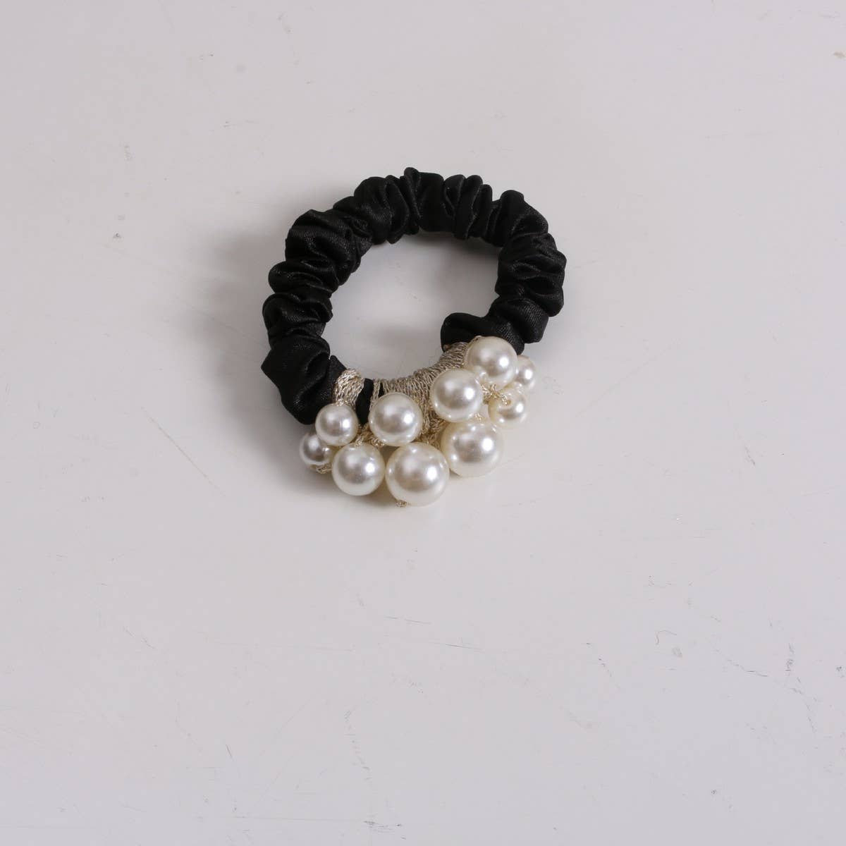 Elegant Pearl Scrunchie Simple Cute New Hair Tie