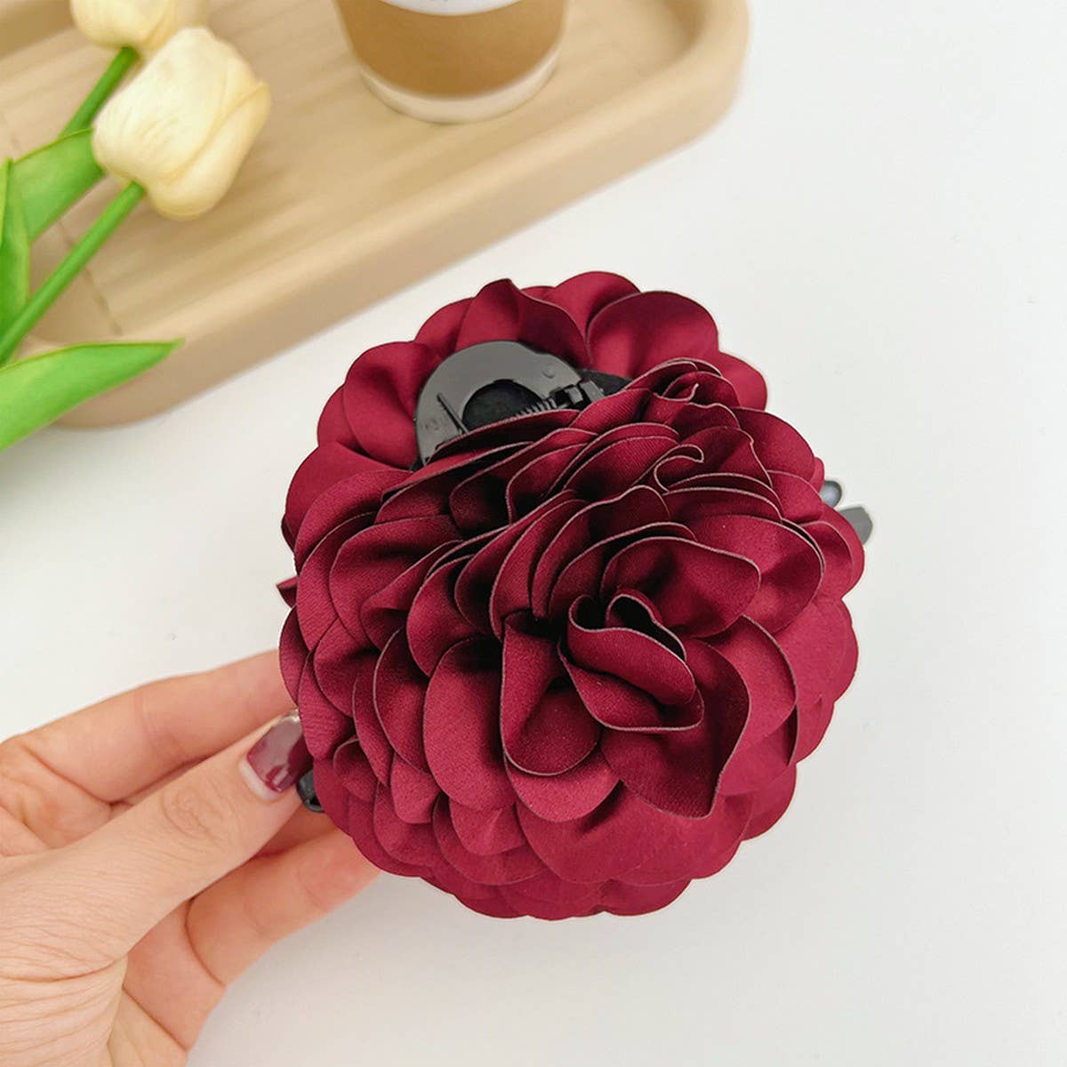 TEMPERAMENT AND VERSATILE ROSE HAIRPINS_CWAHA1190