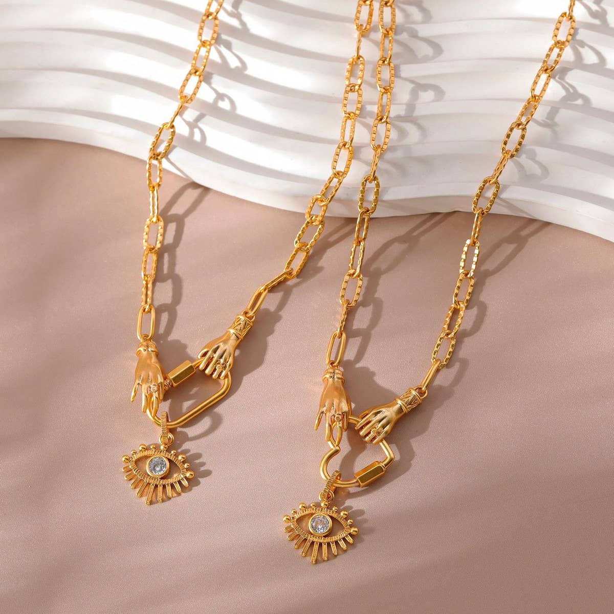 HIGH-END AND VERSATILE DEVIL'S EYE ZIRCON NECKLACE