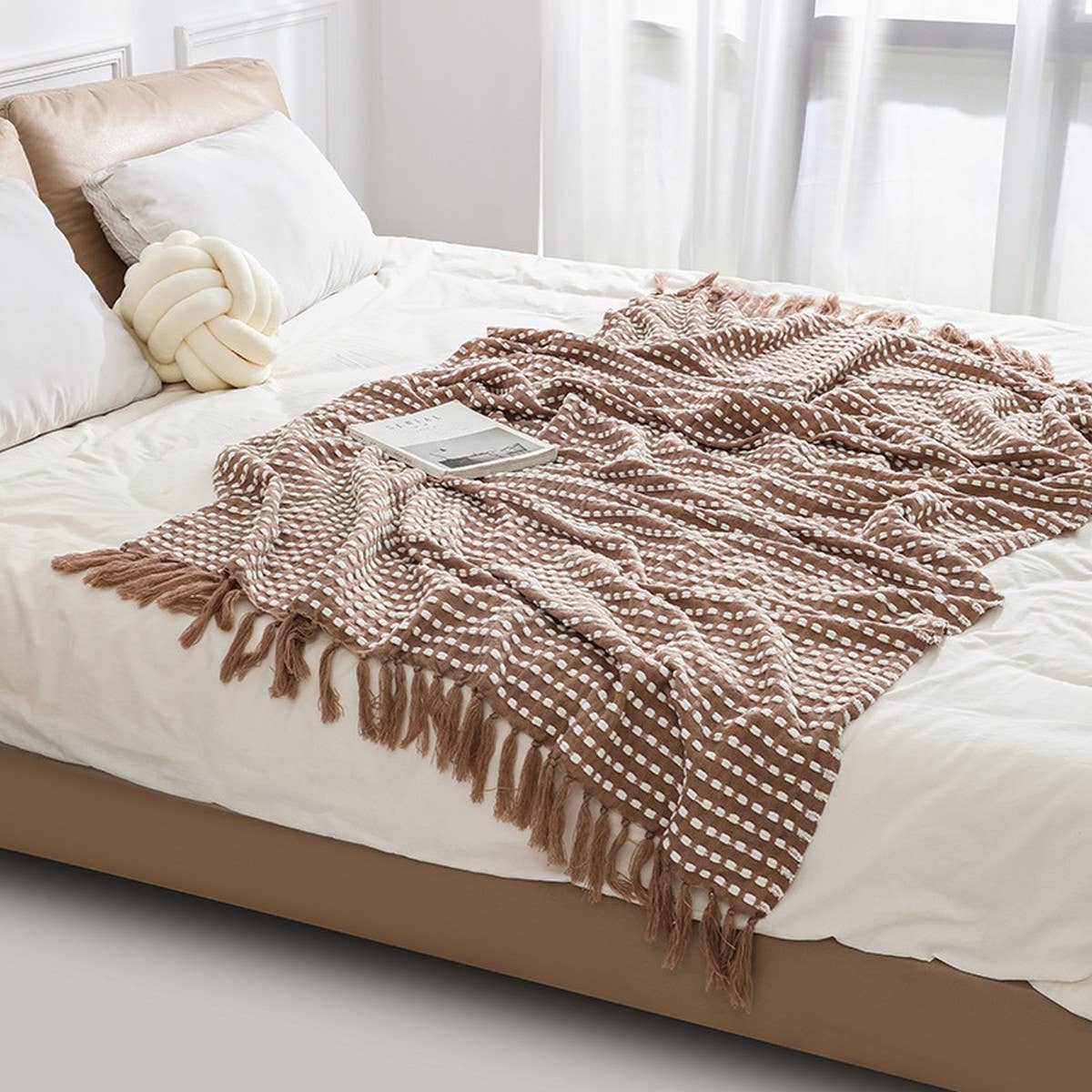 LIGHTWEIGHT COZY BRAIDED STRIPED THROW