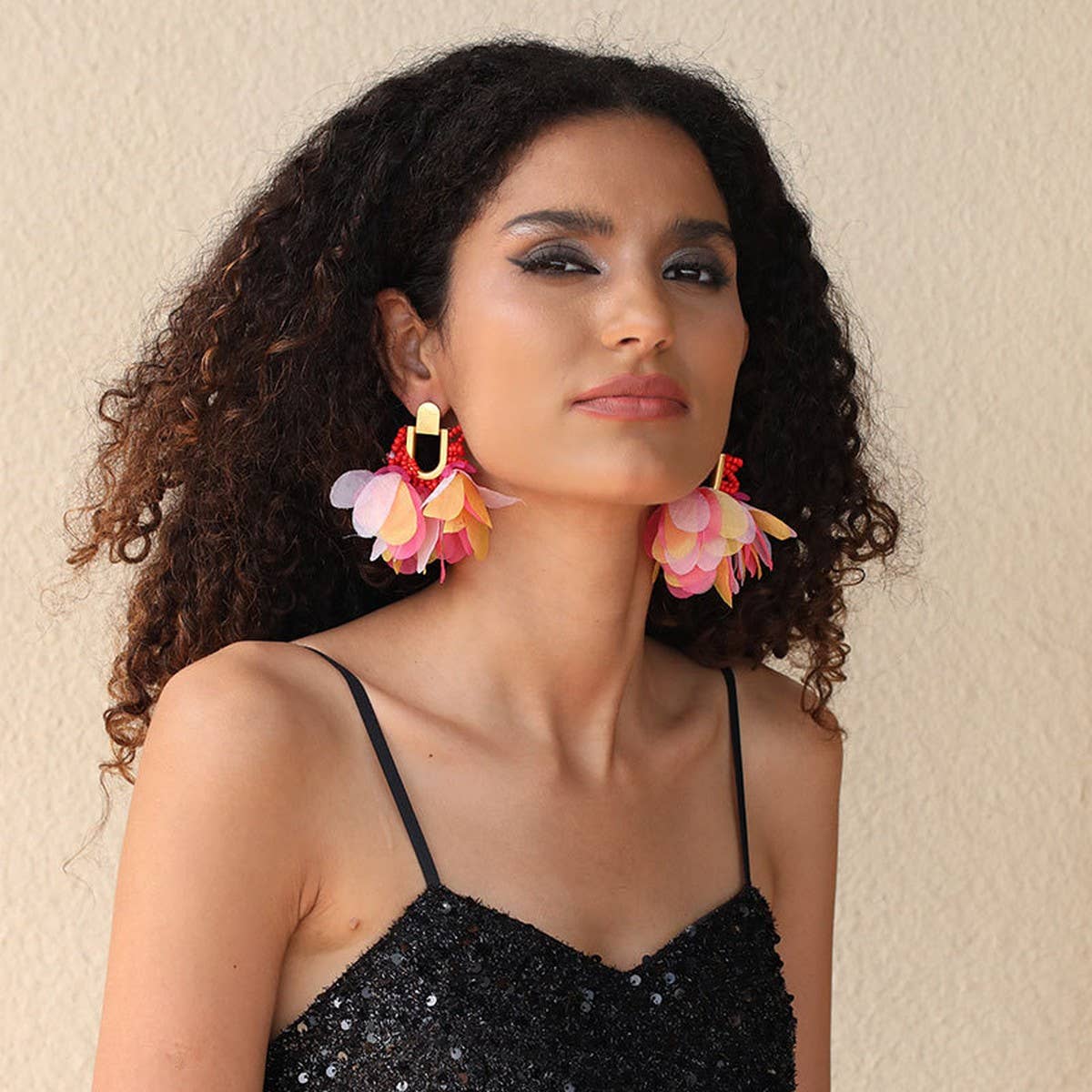 U-Shaped Beaded Tassel Earrings ? Dopamine Style