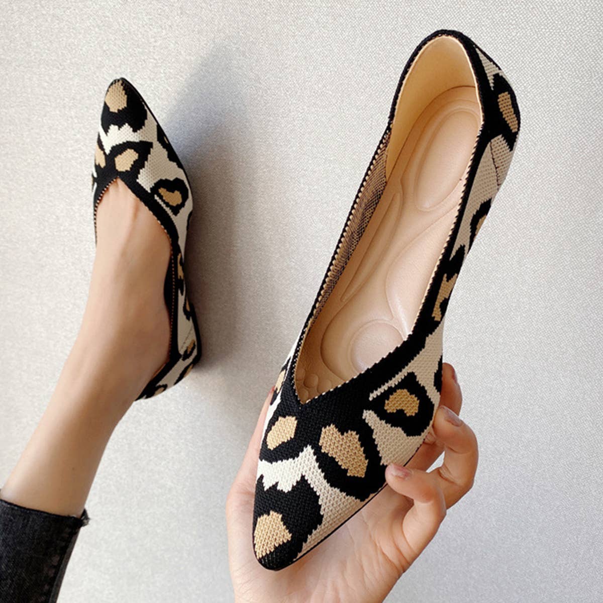 COMFORTABLE POINTED FLAT SHOES FOR WOMEN