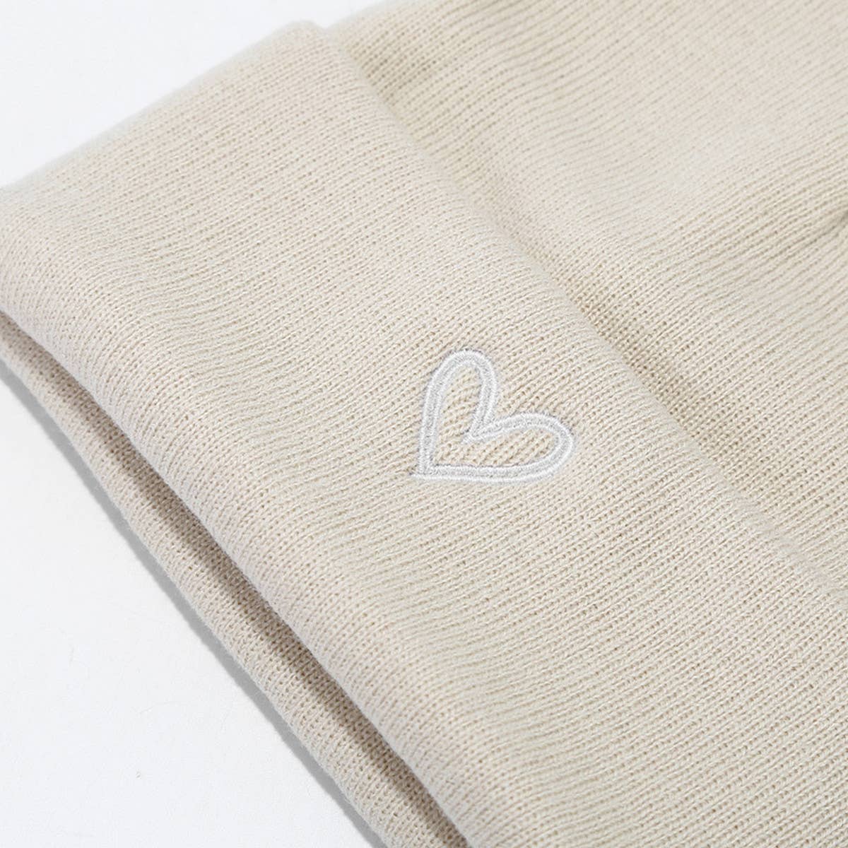 THICKENED HEART EMBROIDERED KNITTED HAT_CWAH1607