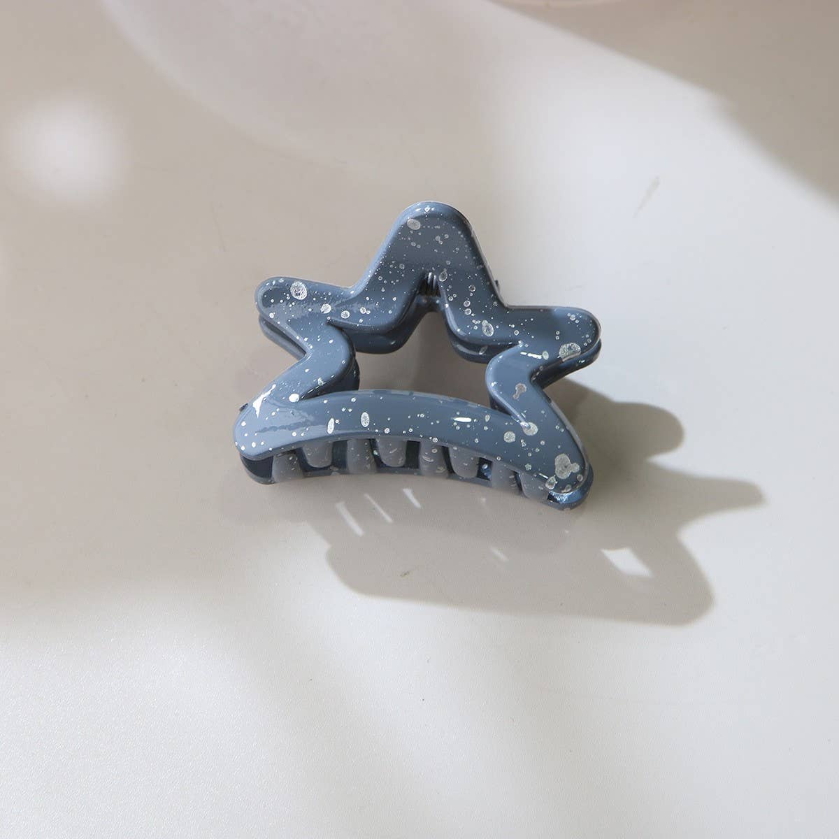 CWAHA07435_INK STAR SMALL HAIR CLAW CLIP FOR WOMEN