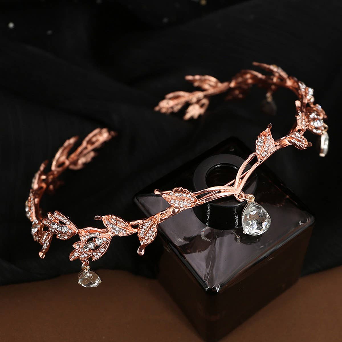 BRIDAL WEDDING TIARA PENDANT CRYSTAL TIARA_CWMM2015