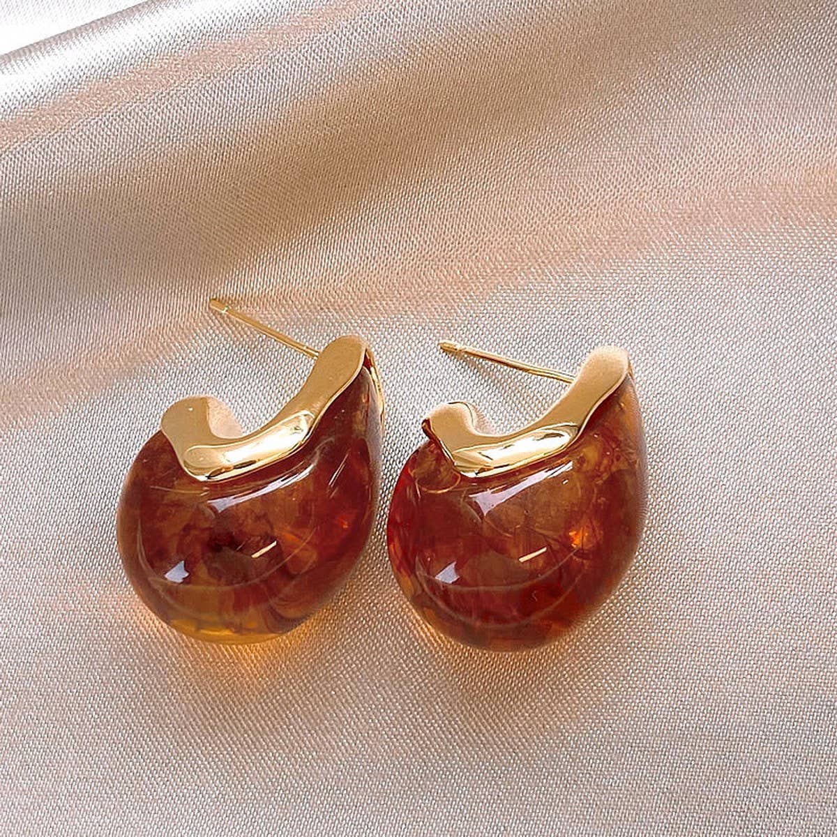 RETRO WATER DROP FASHIONABLE ALL-MATCH EARRINGS