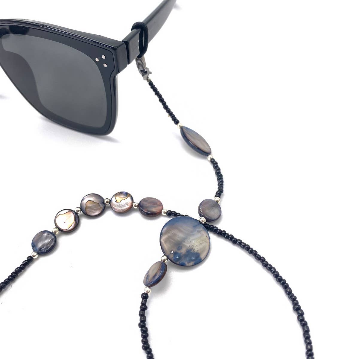 BEADED SHELL GLASS RICE BEADS GLASSES LANYARD_CWMM1171