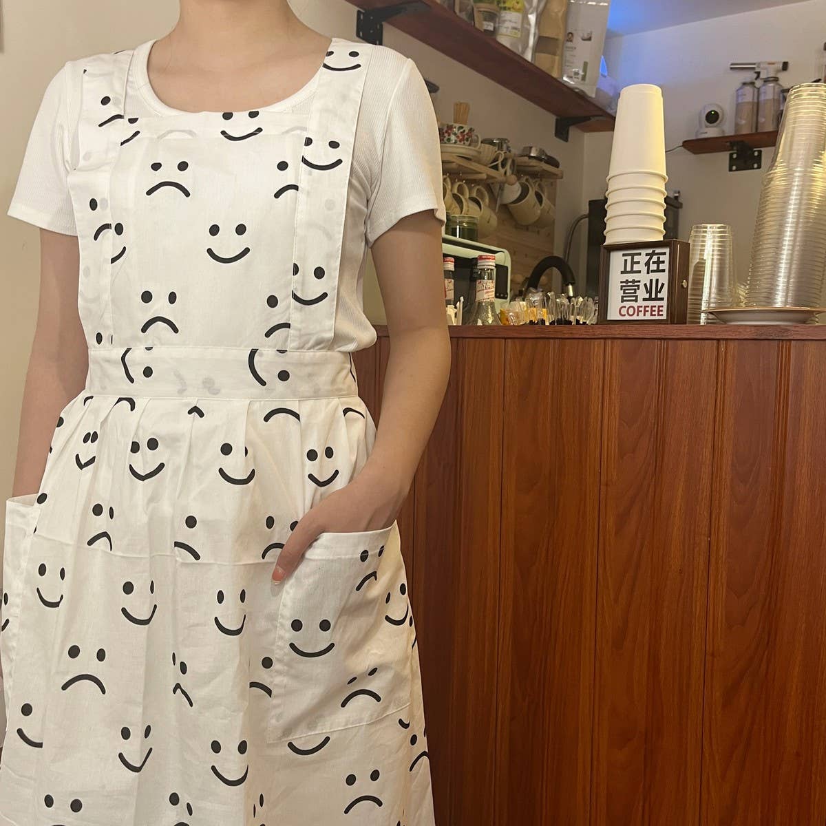 SMILEY REFRESHING COTTON WORK CLOTHES APRON_CWMM5844