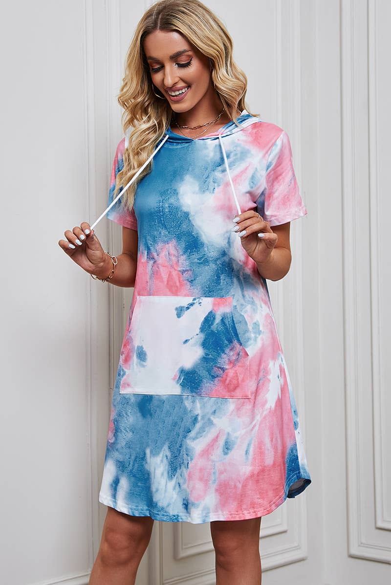 Loose casual dress with hat