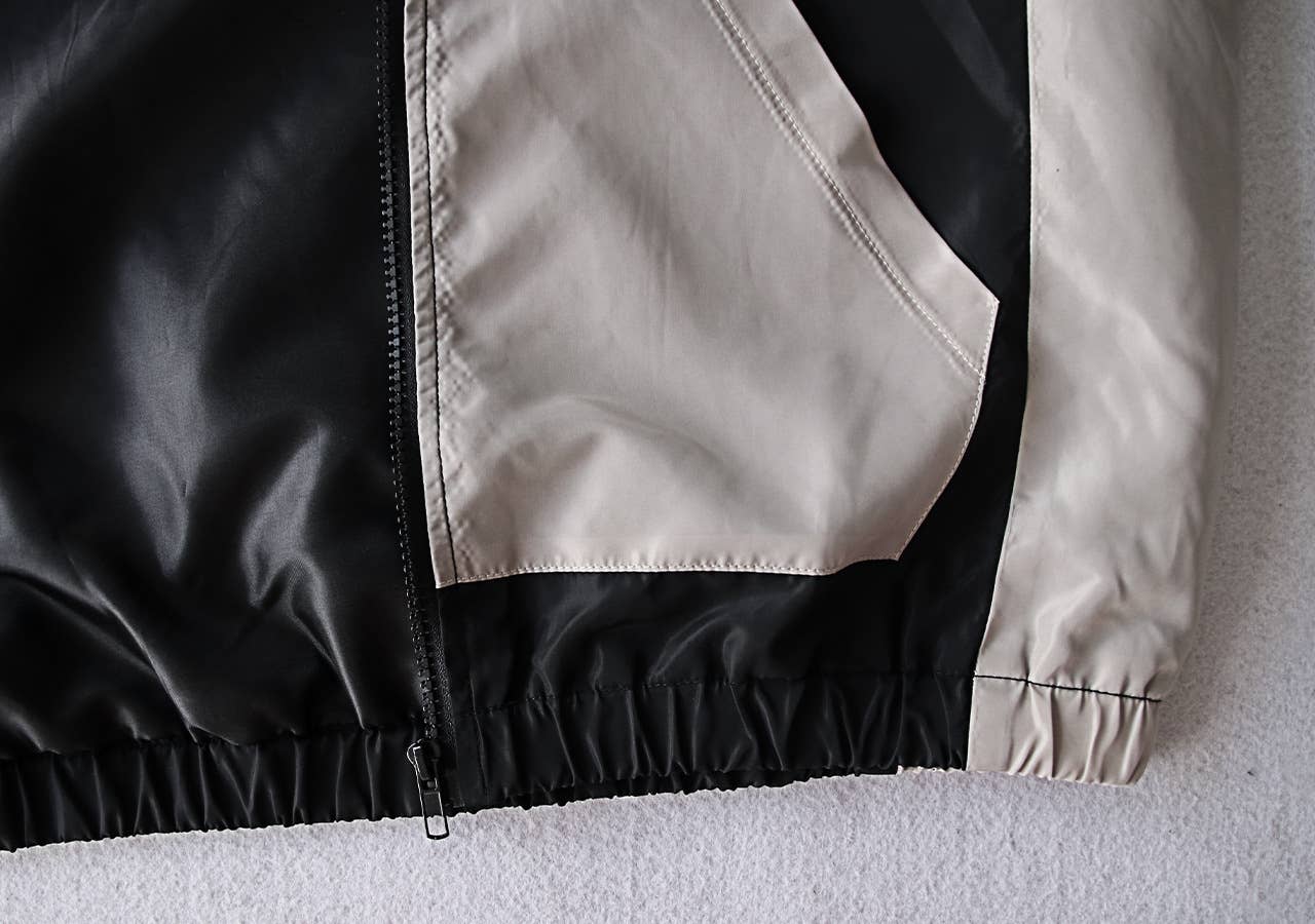 SHORT ZIPPER HOODED JACKET WITH COLOR MATCHING