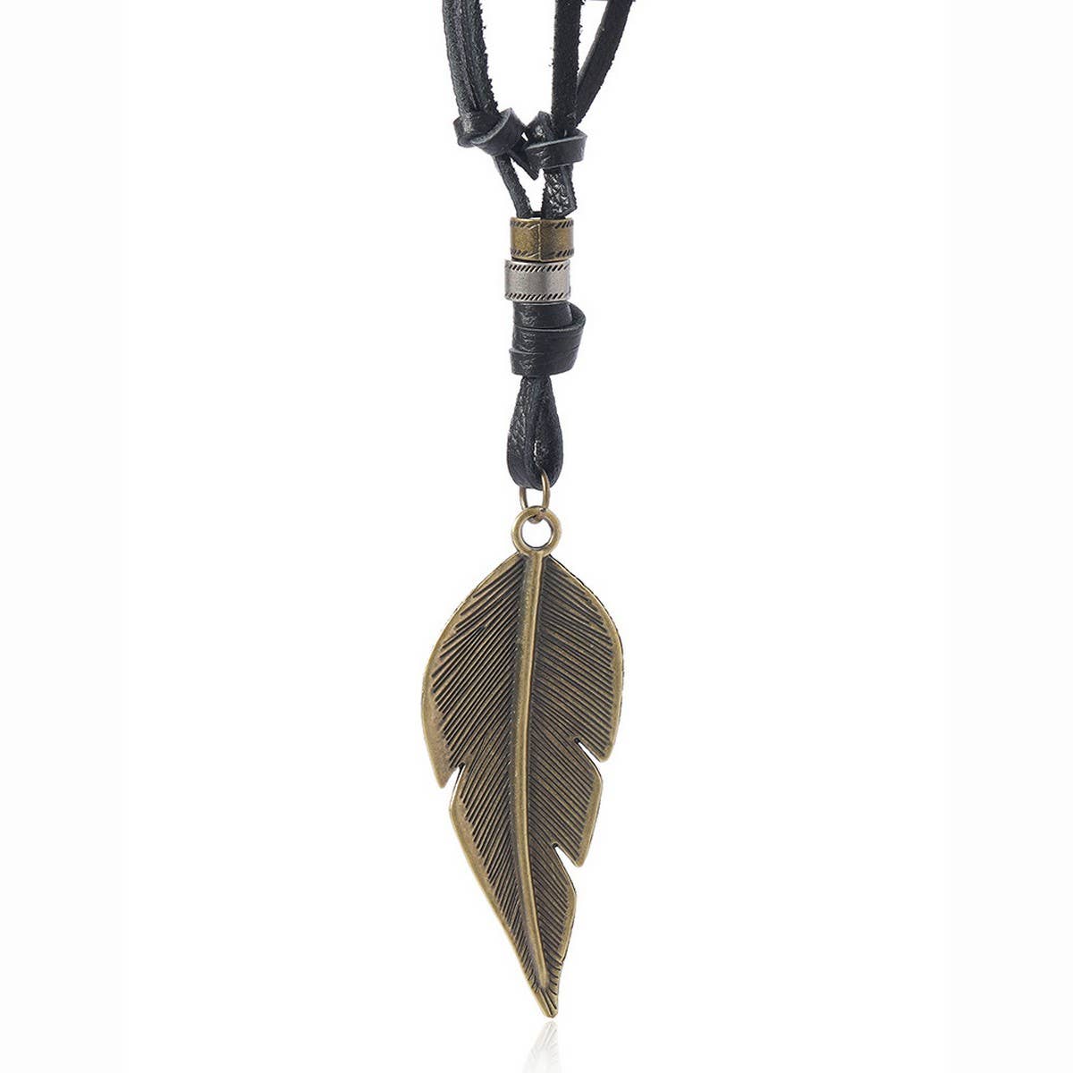 VINTAGE LEAF PENDANT COWHIDE NECKLACE