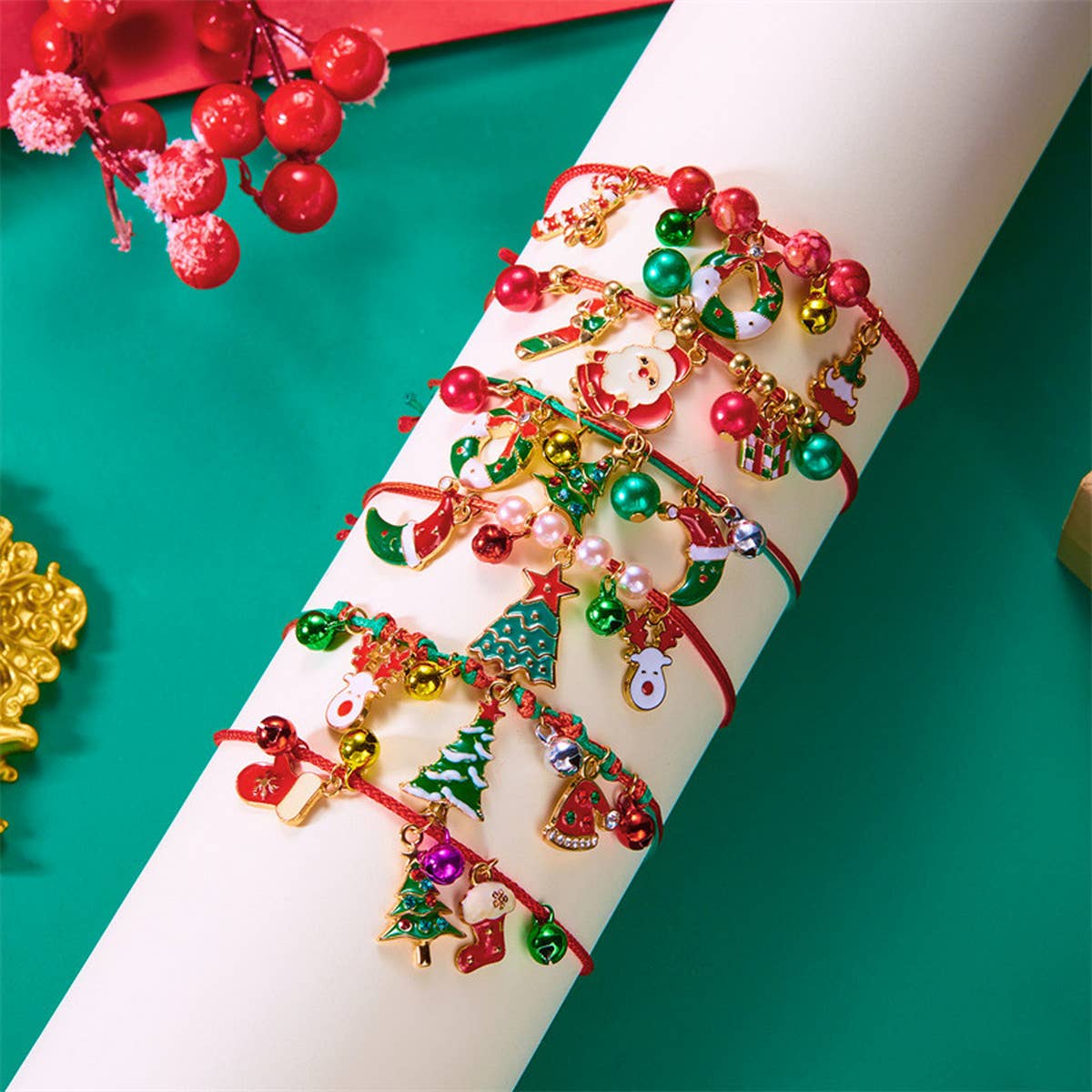 HANDMADE WOVEN CHRISTMAS TREE MOOSE BRACELET