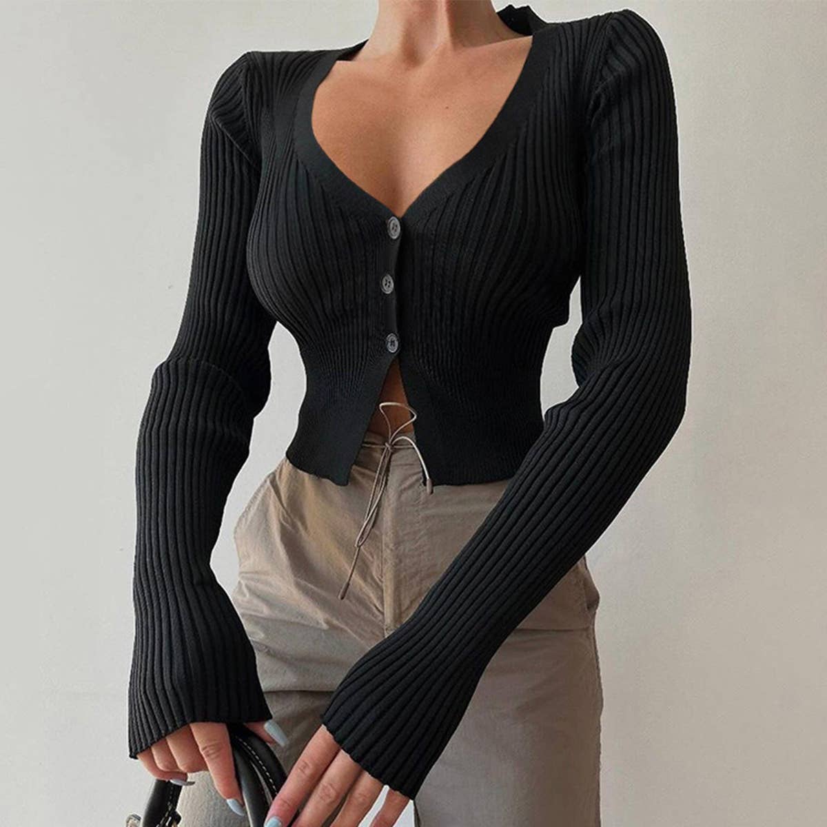 V-NECK WOOLEN LONG-SLEEVED SINGLE-BREASTED TOP
