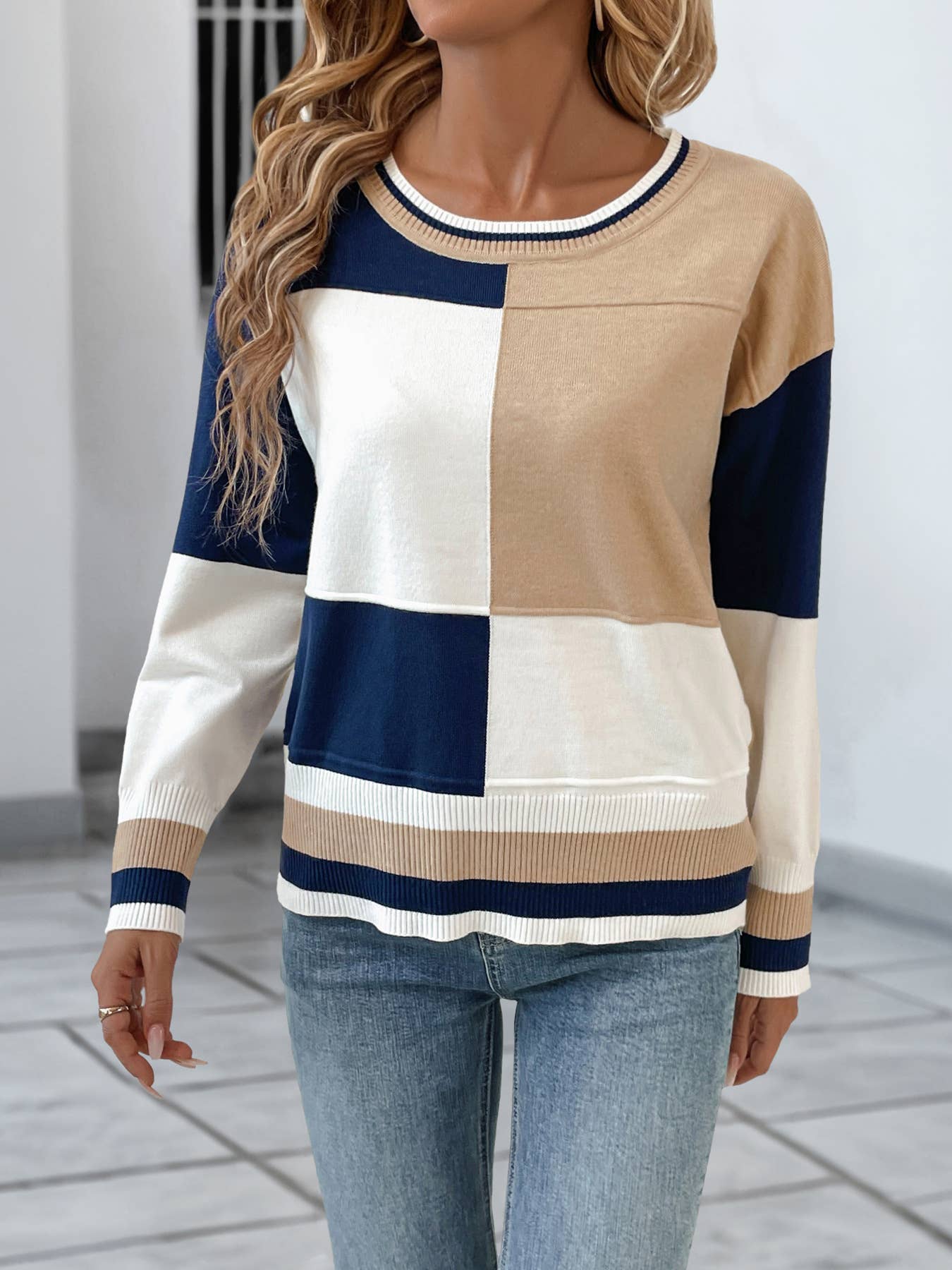Round-neck patchwork color-blocking sweater