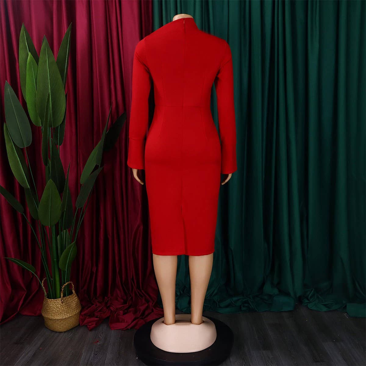 FASHION LONG SLEEVE OBLIQUE NECKSTRETCH KNIT DRESS_CWDMD3675