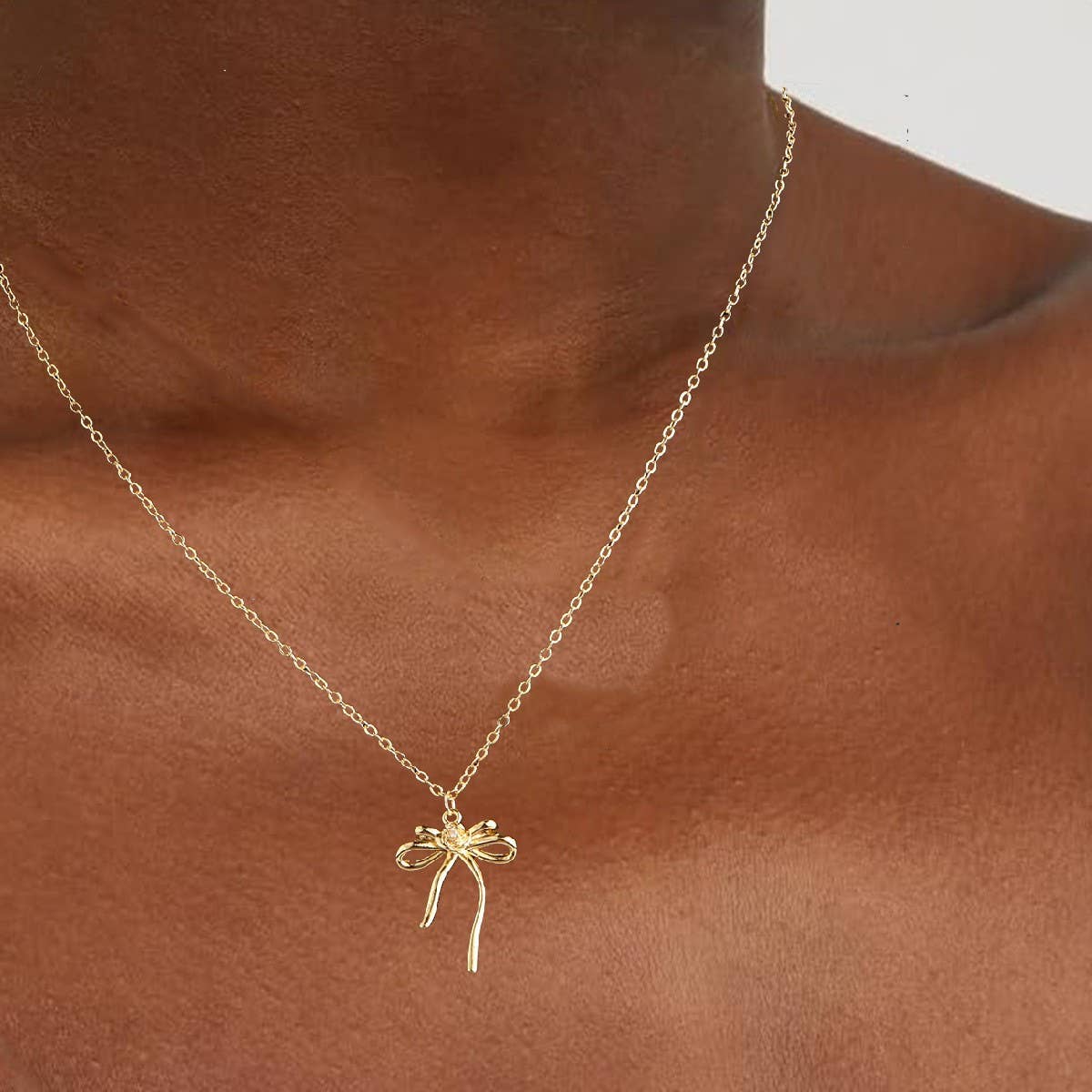 Copper-plated bow collarbone necklace