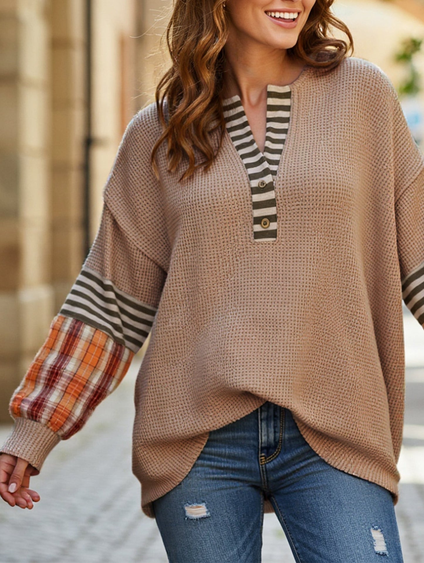 Loose plaid long-sleeved top