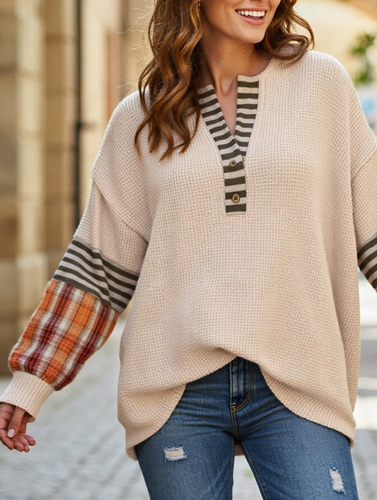 Loose plaid long-sleeved top