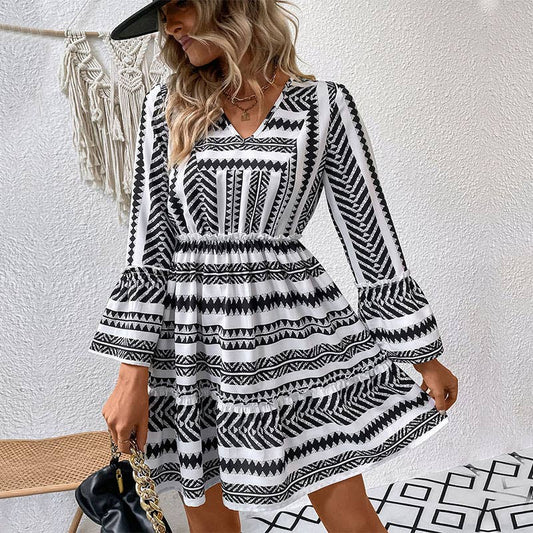 PRINT V-NECK DRESS WITH RUFFLE SLEEVES AND STRIPES