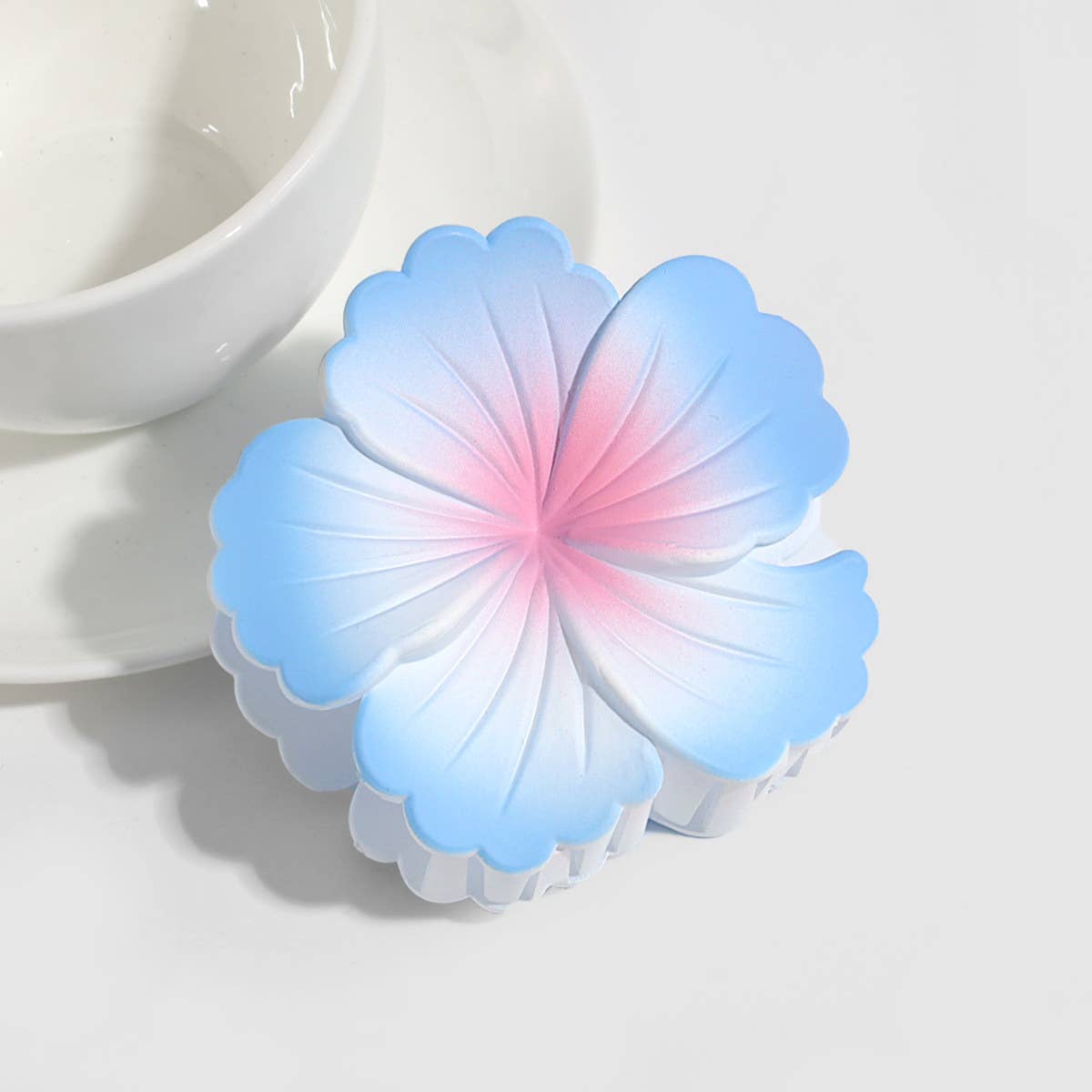 SWEET CANDY-COLORED CURLING HEART FLOWER CLIP