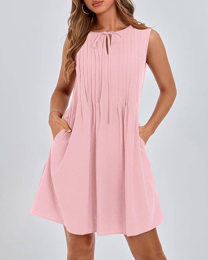 Fashionable short sleeveless vacation dress