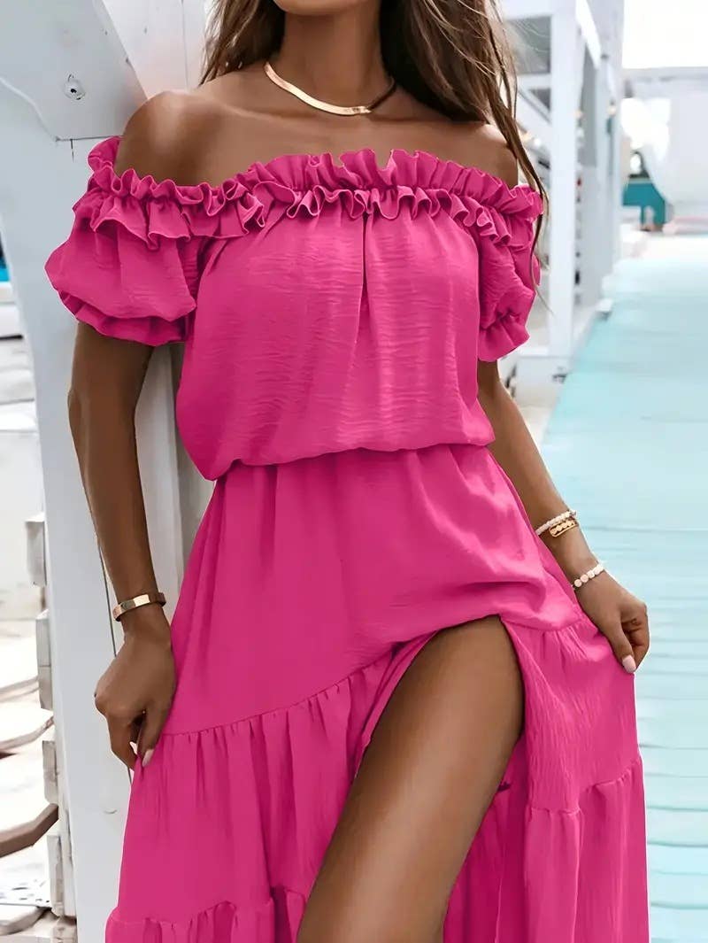 One-shoulder,cinched waist and side-slit dress