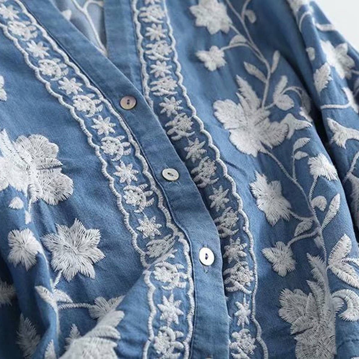 FLORAL EMBROIDERED V-NECK BUTTON SHIRT TOP BLUE