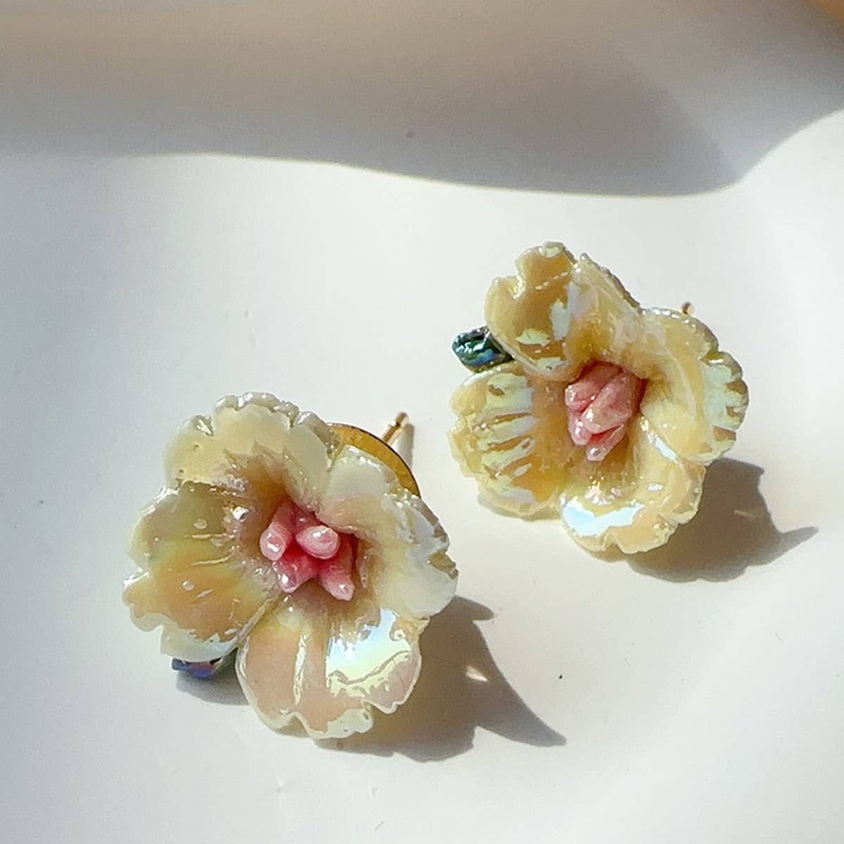 SWEET AND VERSATILE FLOWER EARRINGS FOR GIRLS