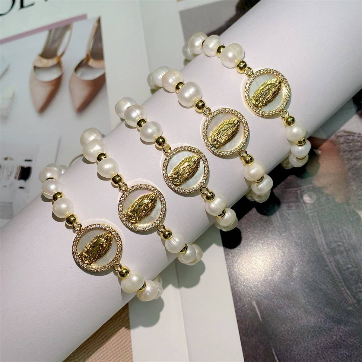 CWAJE4560_VINTAGE ROUND FRESHWATER PEARL BRACELET