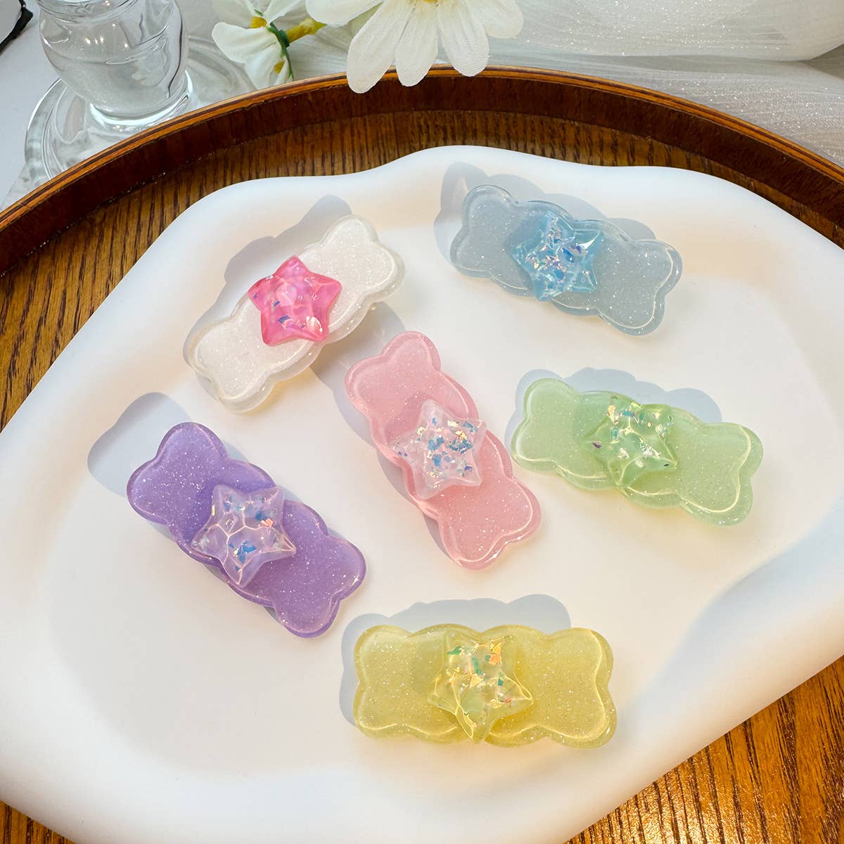 Ice-penetrating five-pointed star hair clip