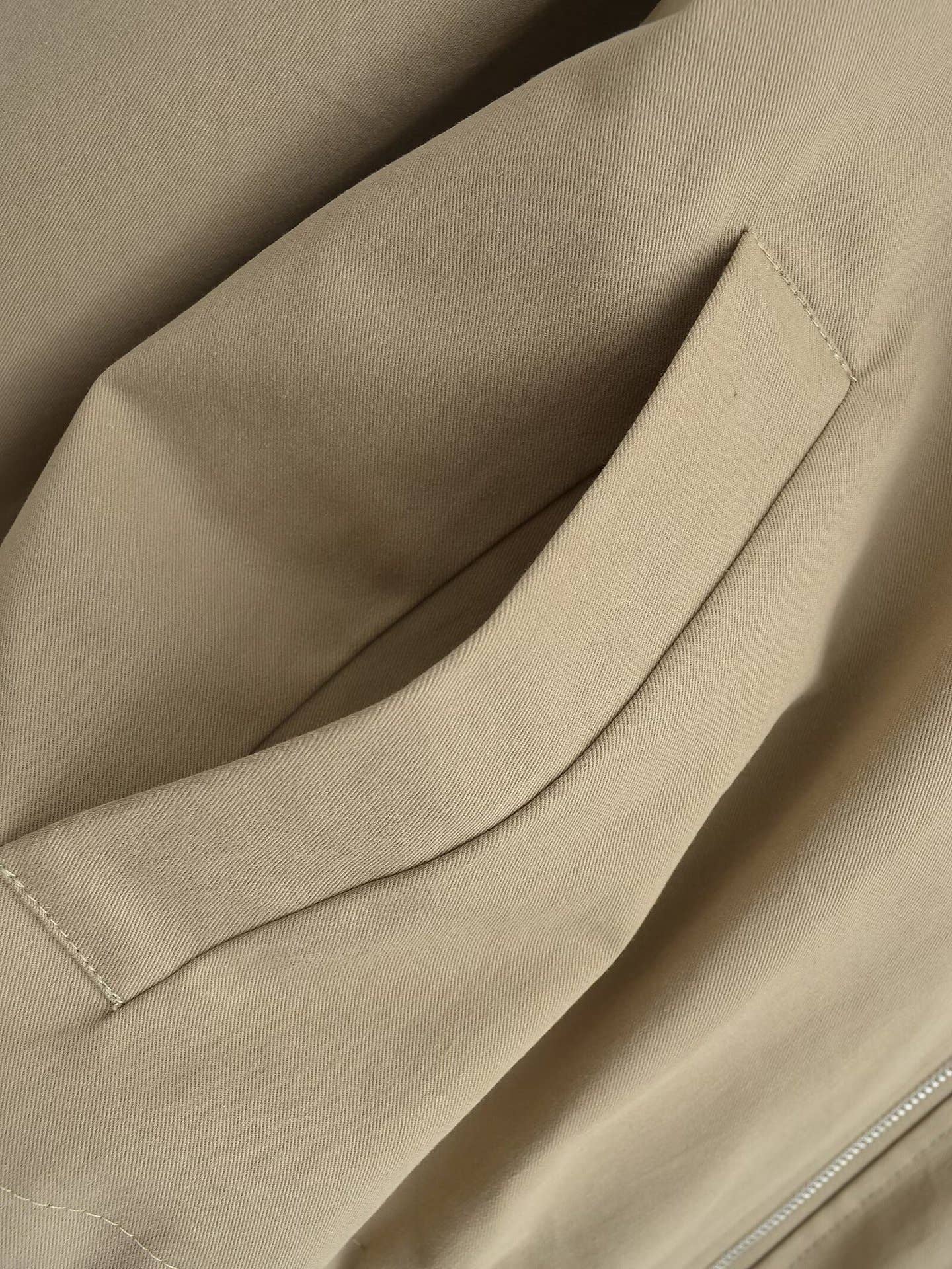 Stand-up collar zipper waist-cinching jacket