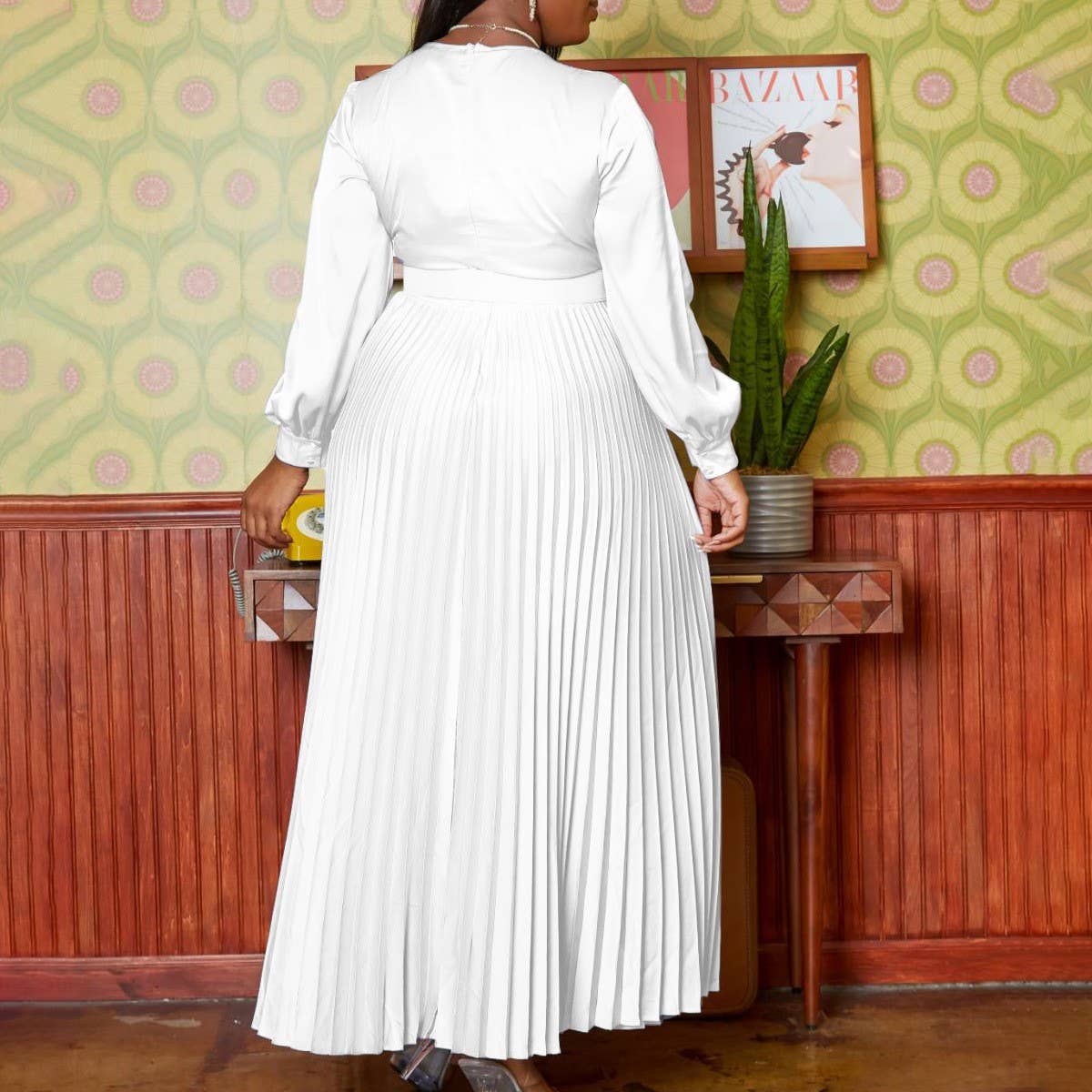 FASHIONABLE AND ELEGANT SOLID COLOR PLEATED DRESS_CWDMD3677