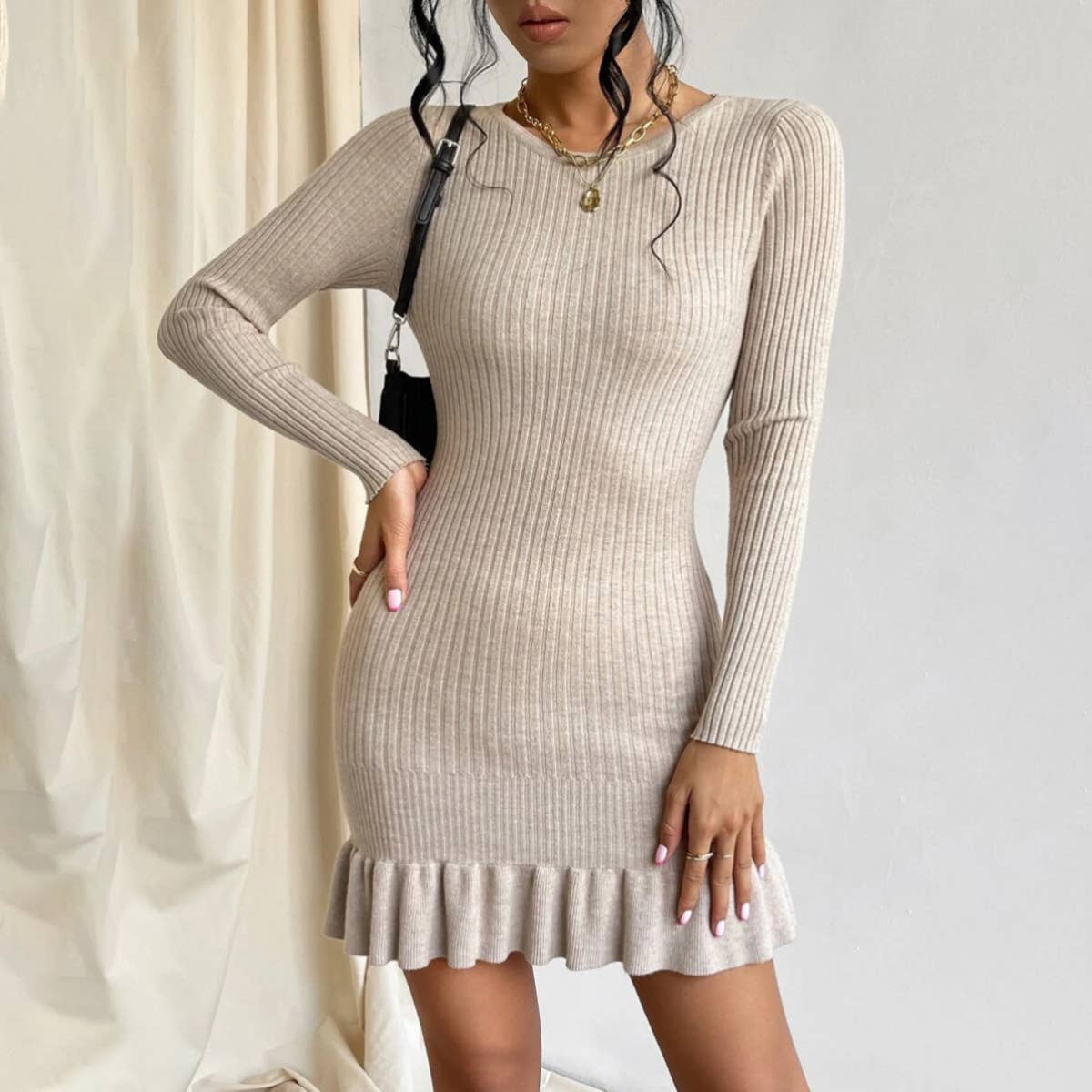 ROUND NECK PULLOVER SLIM-FIT SHORT SWEATER DRESS