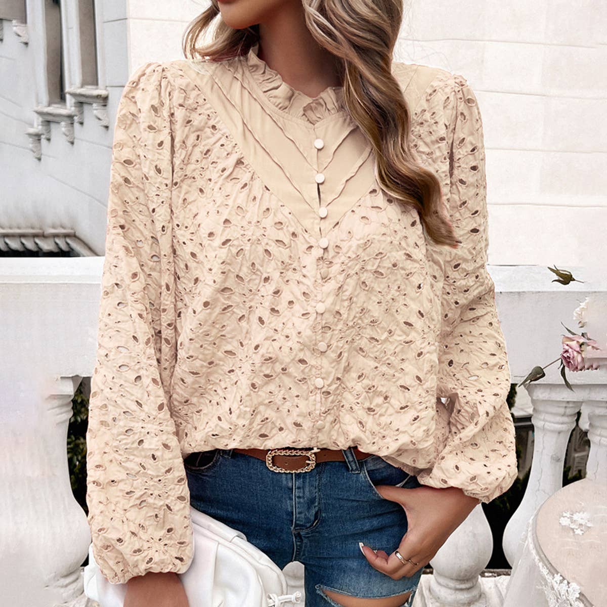 Temperament hollow embroidery long sleeve top