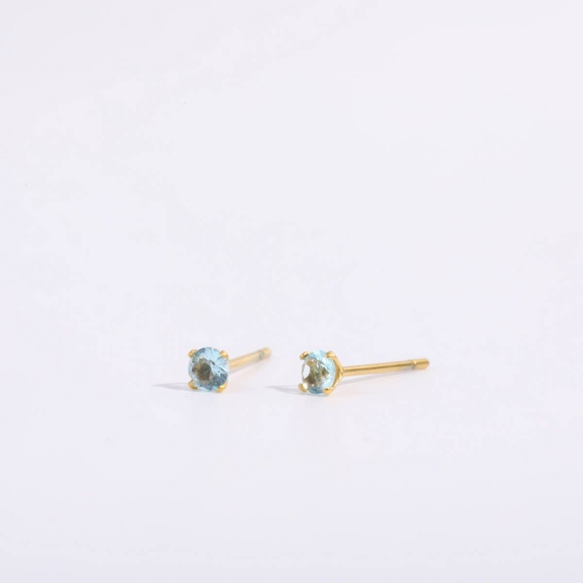 December Birthstone Stud Earrings 18K Zircon