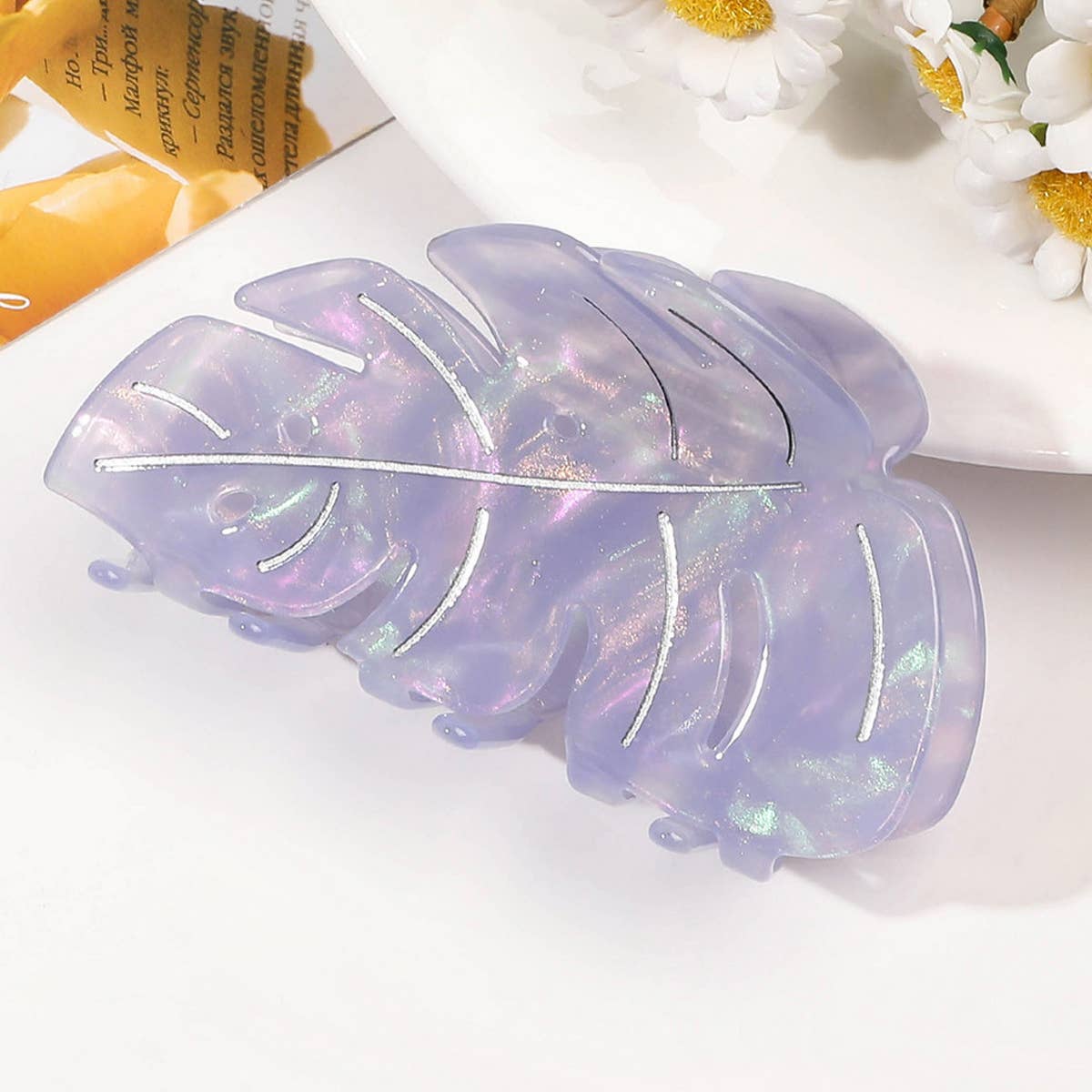 Acetate Leaf Hair Claw - Elegant Shark Clip_CWAHA1646