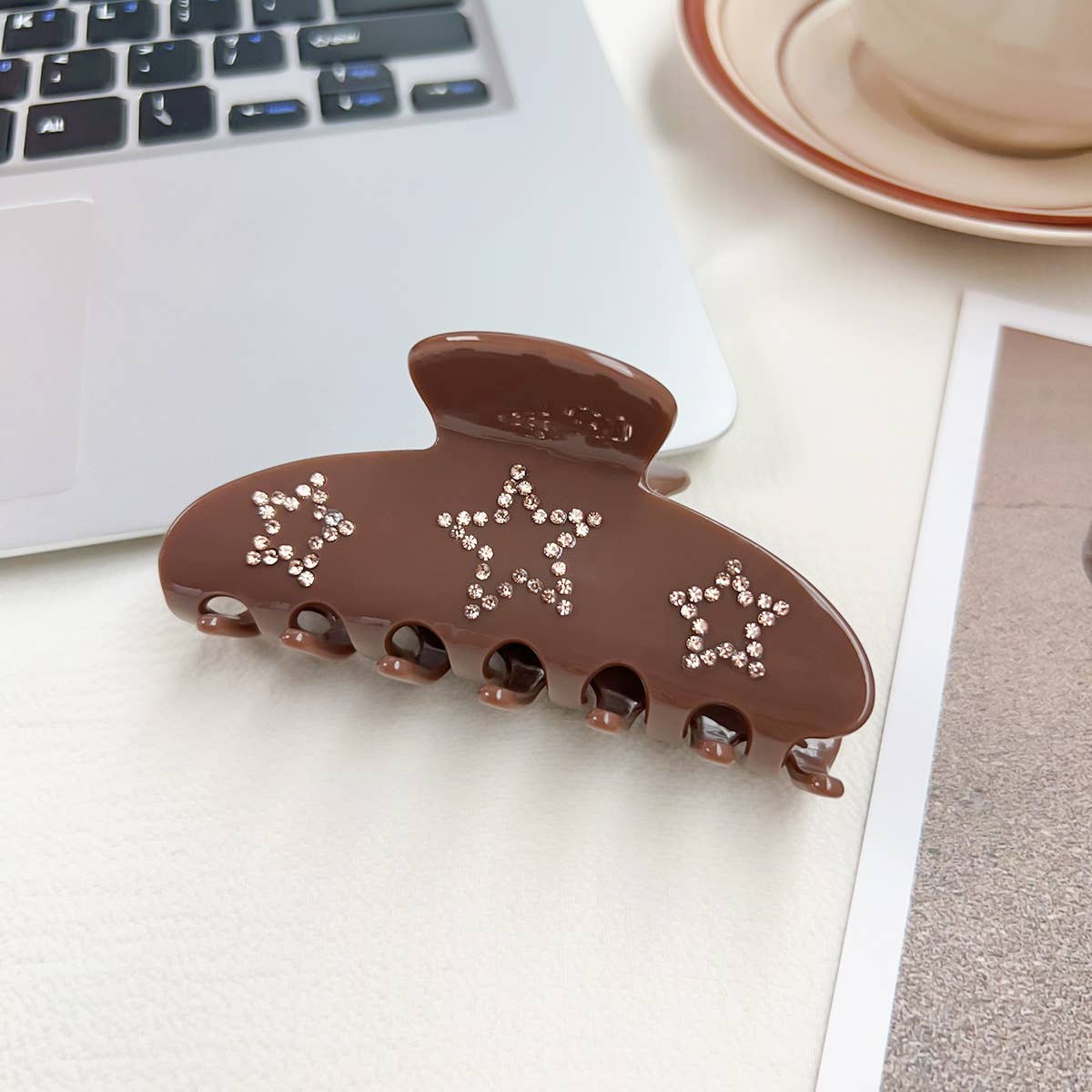 Elegant diamond-encrusted acetate hairpin clipper