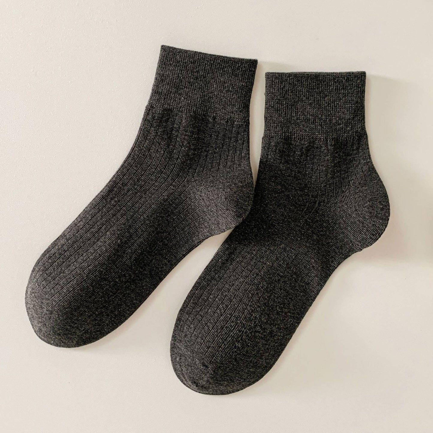 Simple Style Solid Cotton Crew Socks For Womens_CWMS1373