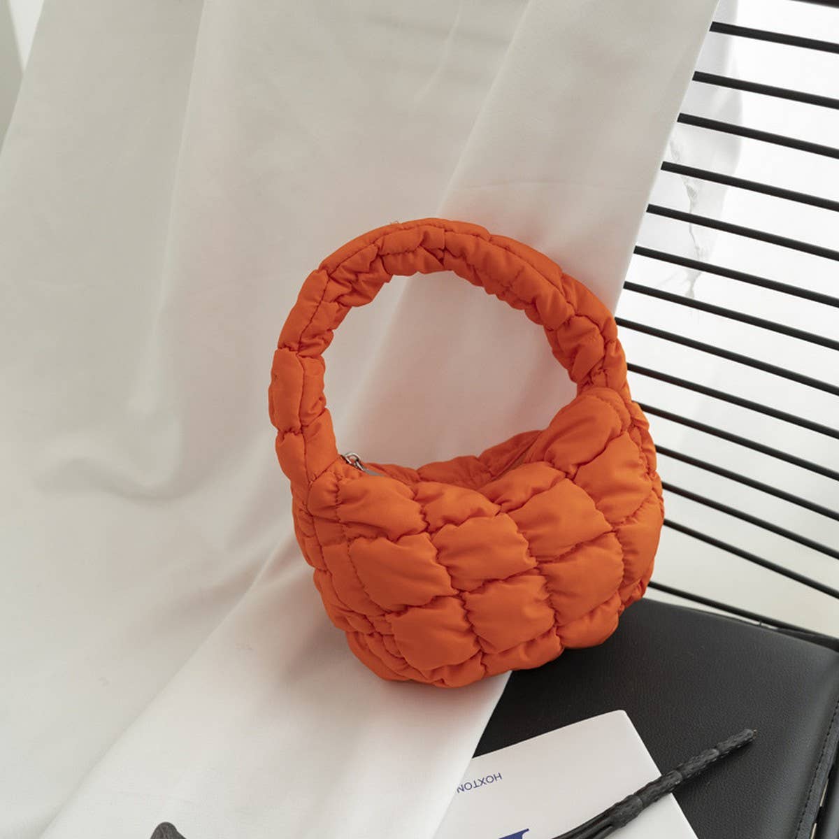 Stylish Plaid Puffy Cloud Handbag  Mini Tote_CUAB00506