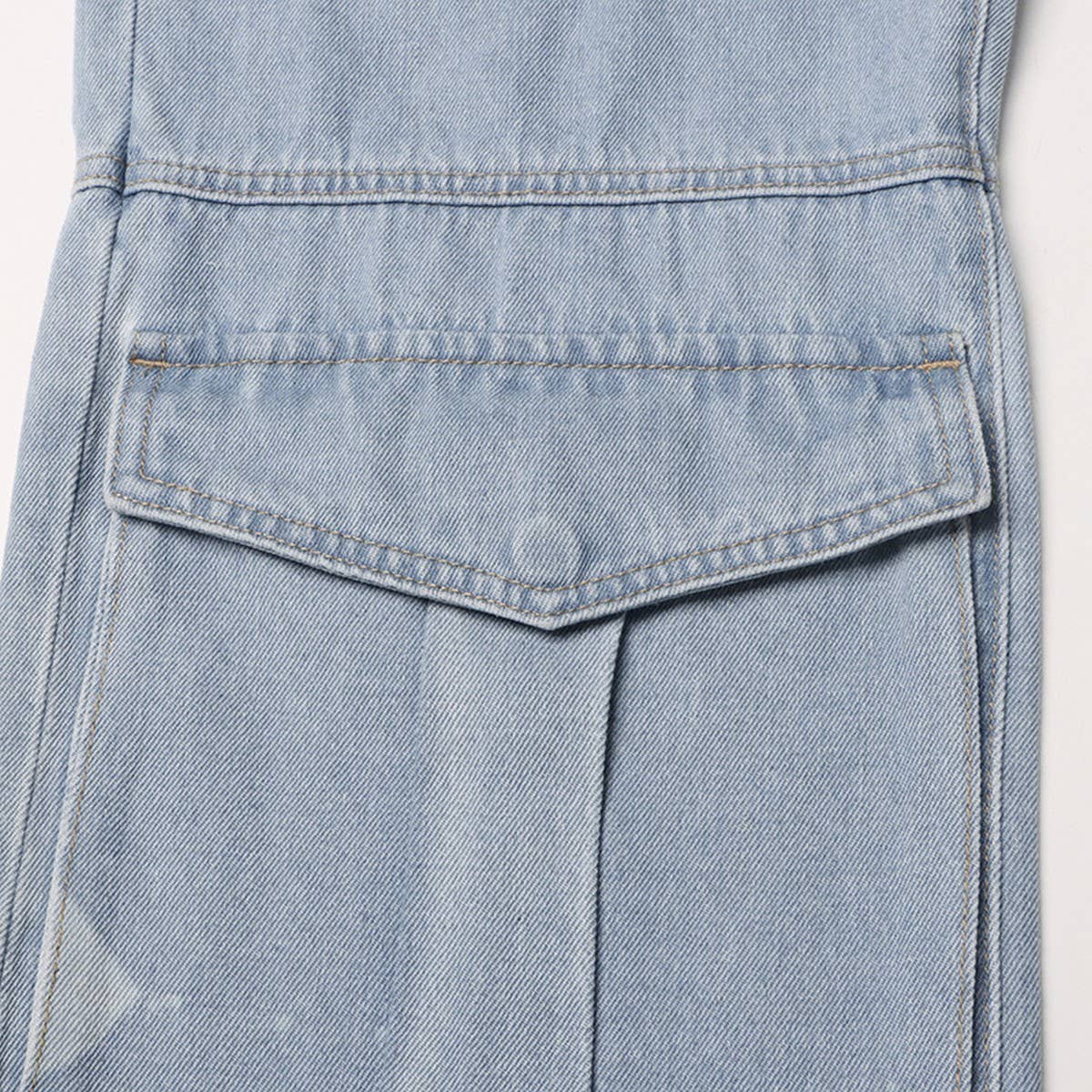 MID RISE MULTI POCKET DESIGN STRAIGHT LEG JEANS