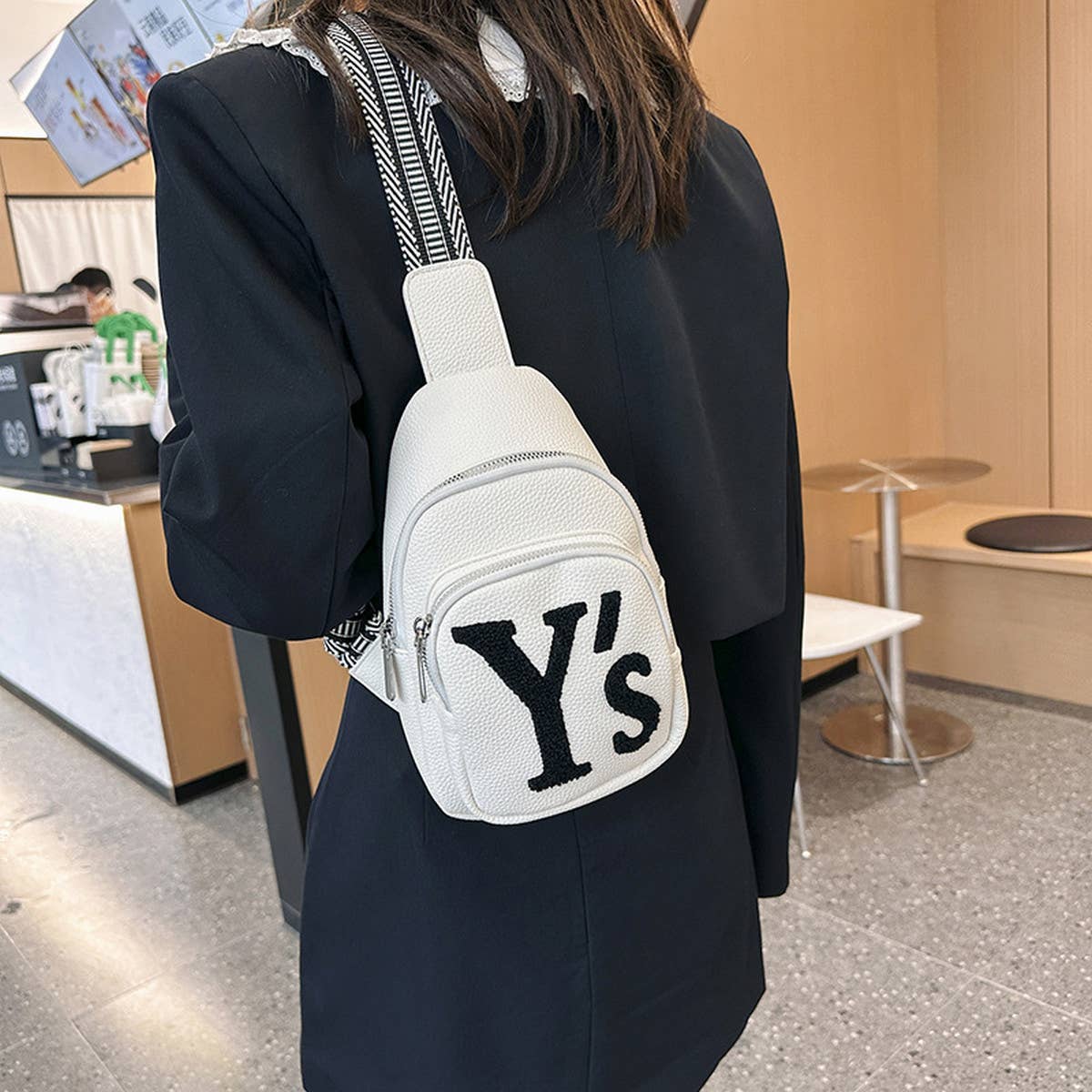 SIMPLE YS LETTER CROSSBODY BAG_CWAB2090