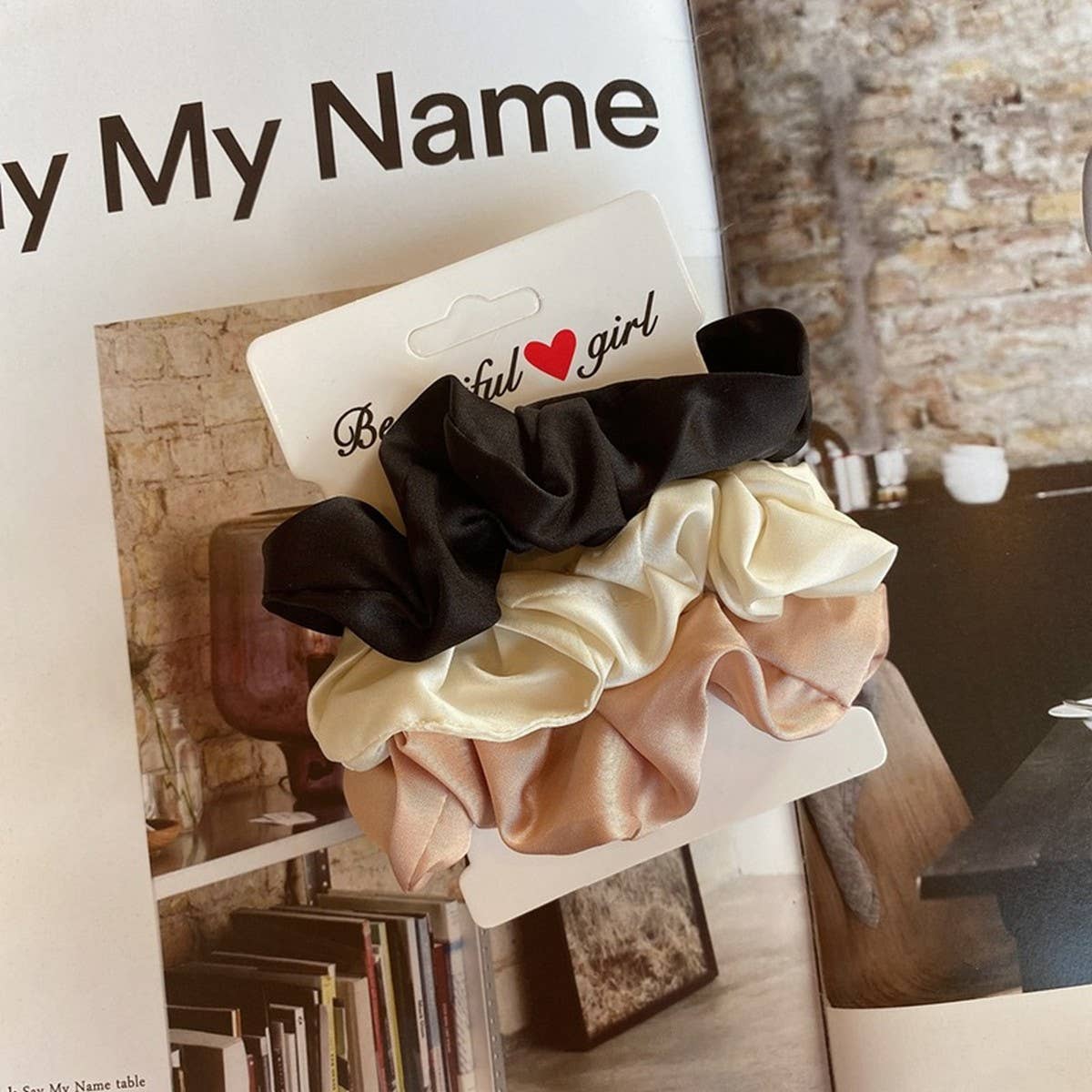 ELEGANT AND EXQUISITE FRENCH HAIR SCRUNCHIES