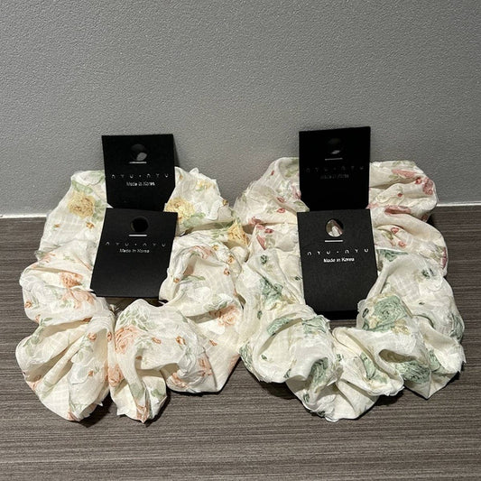 FRENCH ROMANTIC FLORAL HAIR SCRUNCHES_CWAHA1735
