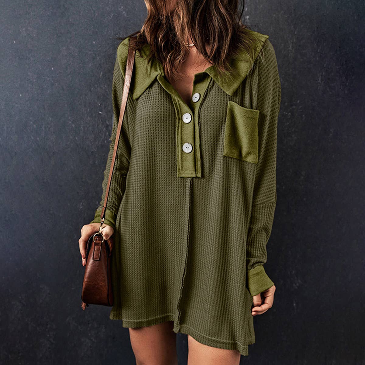 WOMEN'S LONG PULLOVER T-SHIRT WITH LOOSE LAPELS