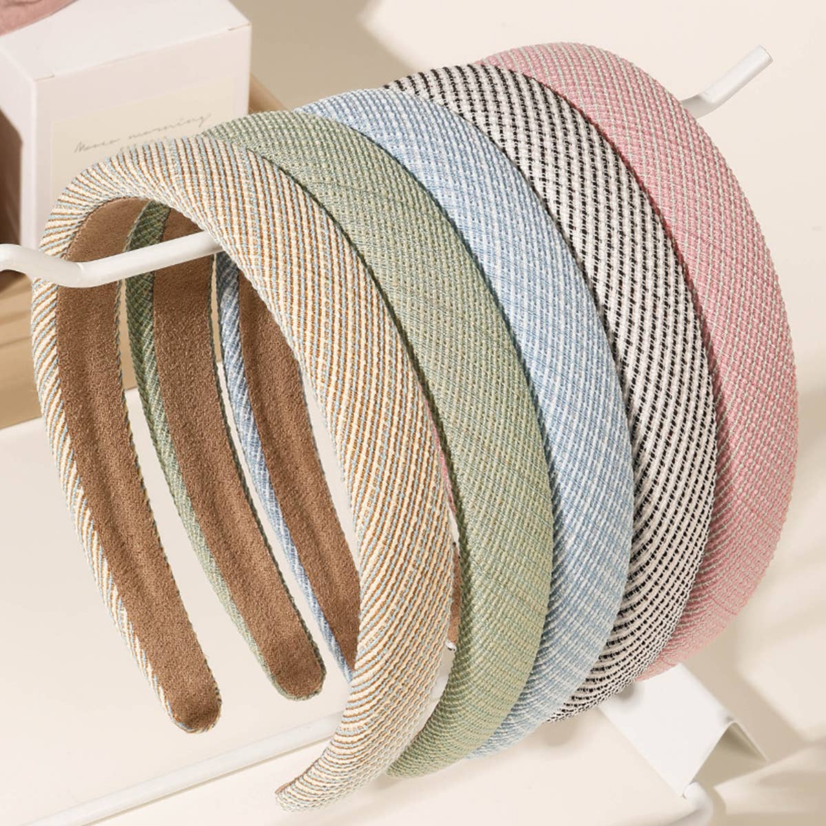 PLAID PATTERN HAIR HOOP_CWAHA0225