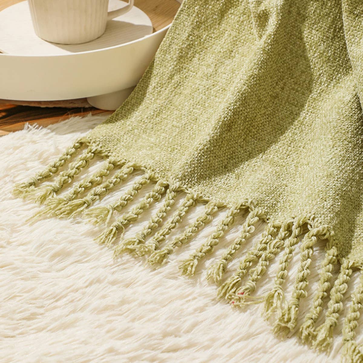 FRINGED SOFT AND WARM KNITTED BLANKET